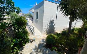 Guesthouse Shehu Ksamil