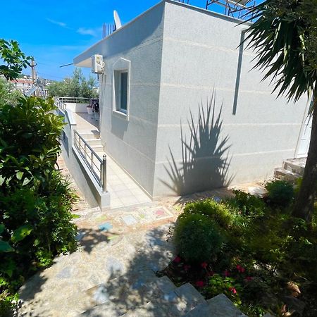 Guesthouse Shehu Ksamil Zewnętrze zdjęcie
